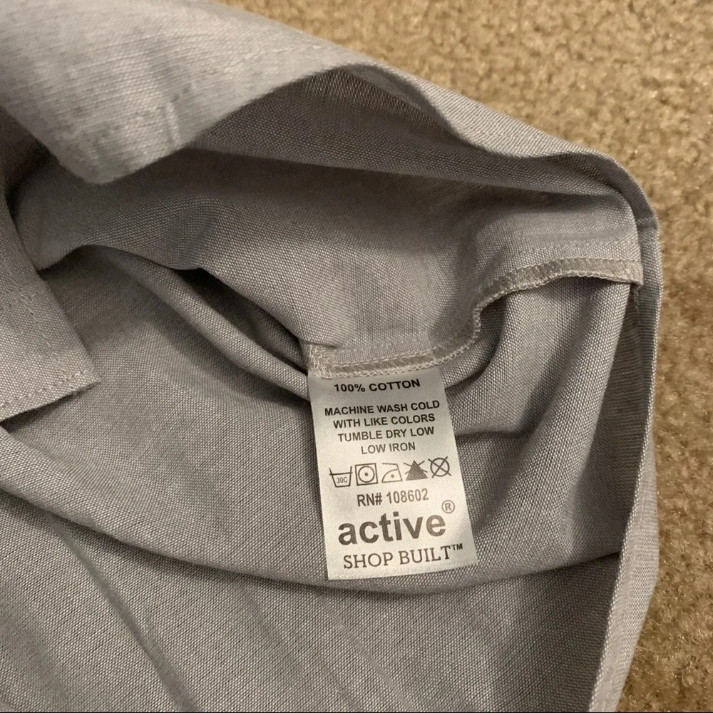 Active Ride Shop Button Down Shirt. Size M - Picture 3 of 4
